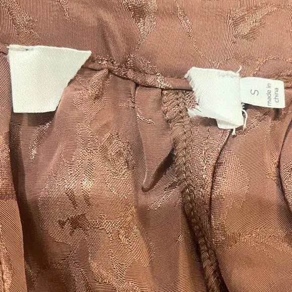 Astr The Label Women’s Betsy Floral Jacquard Cutout Long Sleeve Top Small - Picture 6 of 6